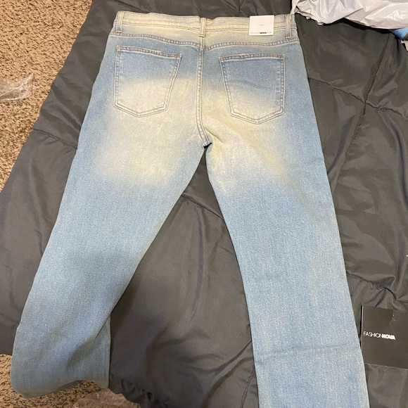Fashion Nova Jeans - Picture 4 of 5